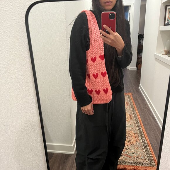 Cider Knit Heart Tote - Picture 2 of 3